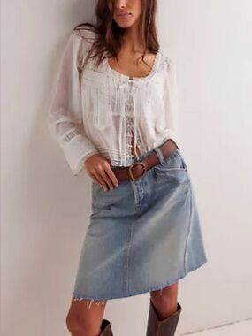 NWT FREE PEOPLE Suzy Denim Skirt!